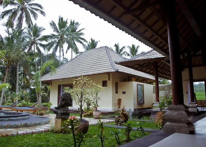 Junjungan Pool & 3* ウブド